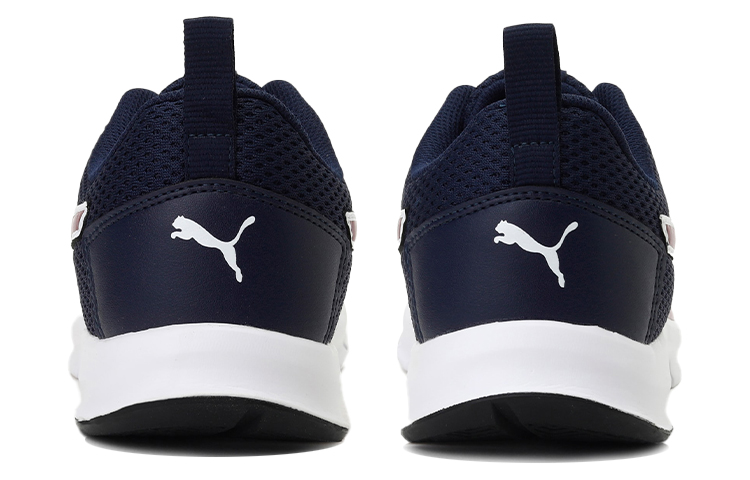 Shop PUMA Flexracer 低帮 跑步鞋 男款 黑紅色