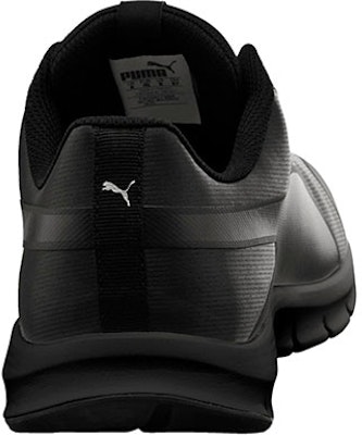 彪马Flexracer黑色低帮运动鞋 361729-03 Lookbook 彪马Flexracer黑色低帮运动鞋 361729-03