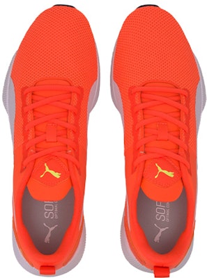 Puma Flyer Oranye Sneakers 192257-22 Lookbook Puma Flyer Oranye Sneakers 192257-22