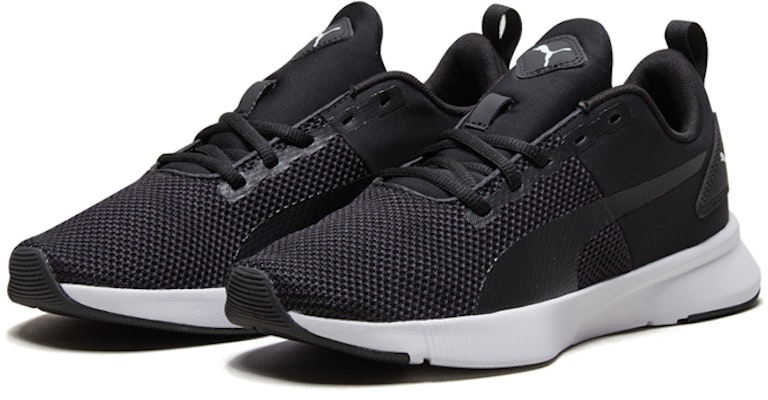 Puma Flyer Runner 'Hitam Putih' Sneakers 192257-02 Order Puma Flyer Runner 'Hitam Putih' Sneakers 192257-02