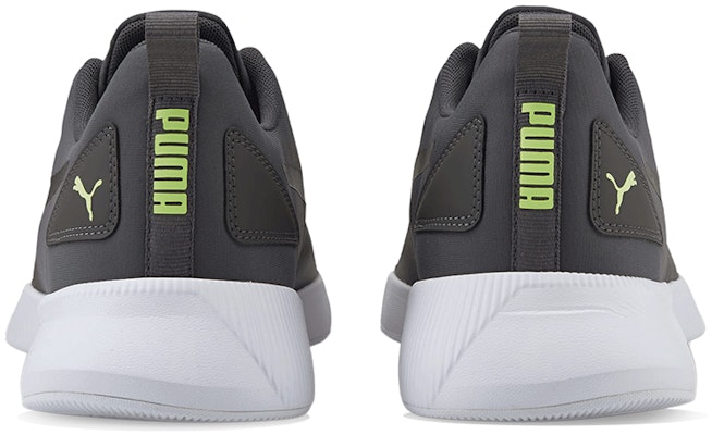 Puma Flyer 低帮灰白色运动鞋 195343-09 Shop Puma Flyer 低帮灰白色运动鞋 195343-09