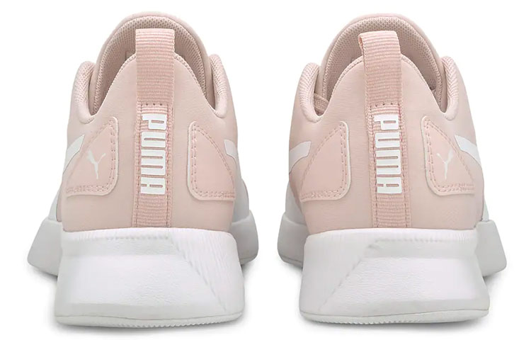 Shop Puma Flyer Runner Low-Top Fuchsia 'Putih' 195343-07