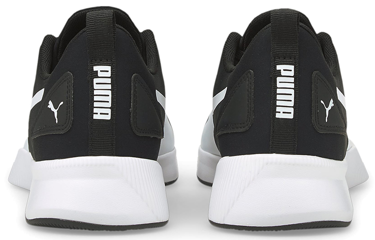 Shop Puma Flyer Runner Mesh 'Hitam Putih' 195343-01