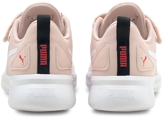 Puma Flyer Runner V Anak Kecil 'Lotus Paradise' 192929-27 Purchase Puma Flyer Runner V Anak Kecil 'Lotus Paradise' 192929-27