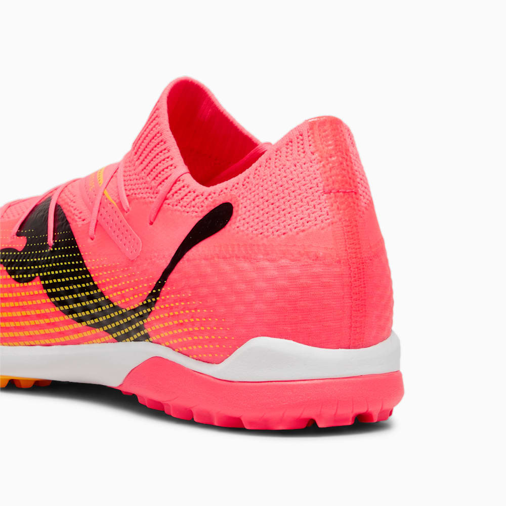 Lookbook PUMA FUTURE 7 Pro Cage 足球鞋 日落光輝-黑色-陽光流 107710-04