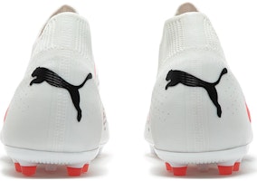 Shop PUMA Future Match Mg 人造草皮足球鞋短釘 減震耐磨透氣 足球鞋 男款 白紅色