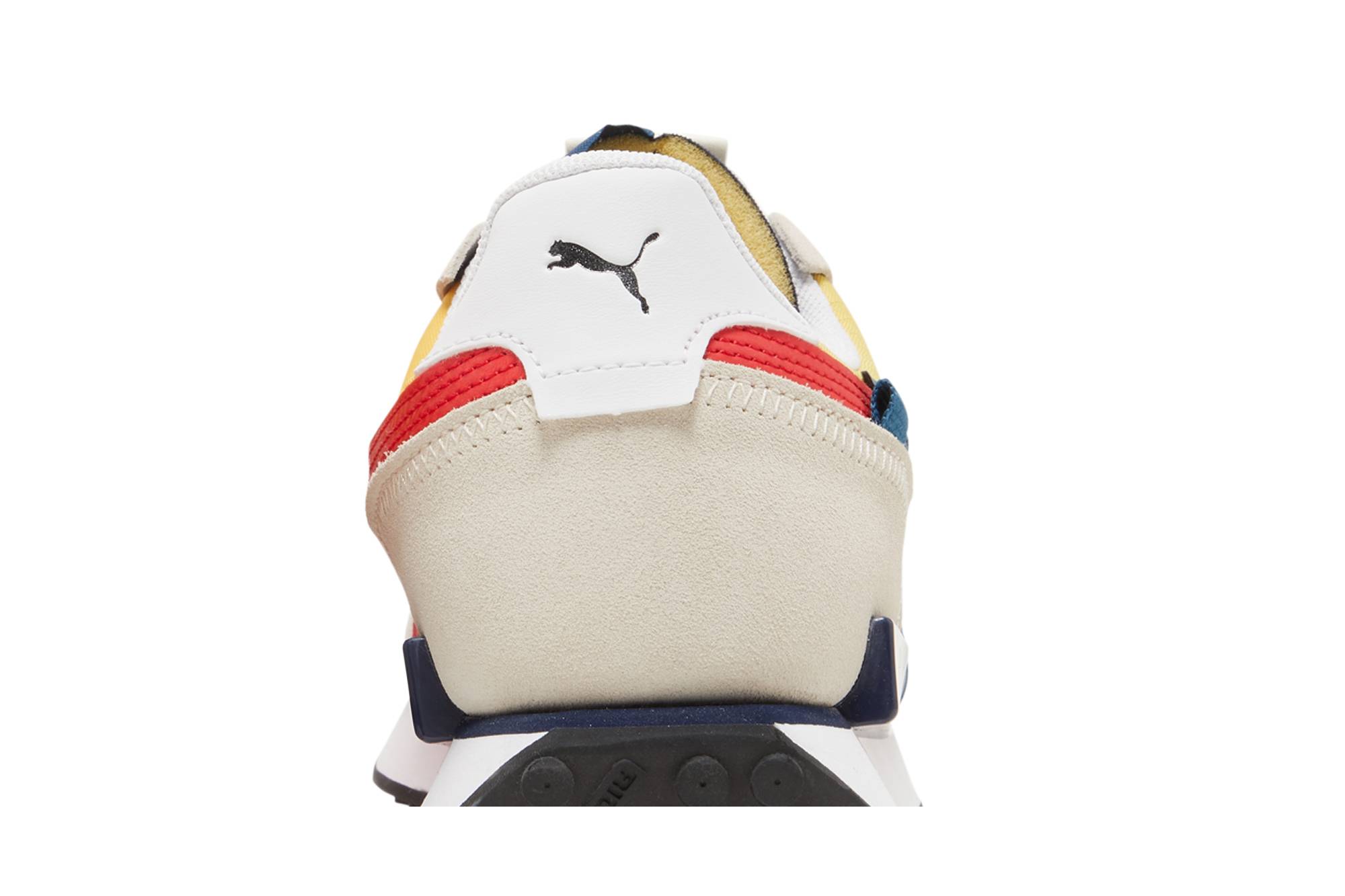 Sizing Puma Future Rider 'Displaced - Putih' 383148-05