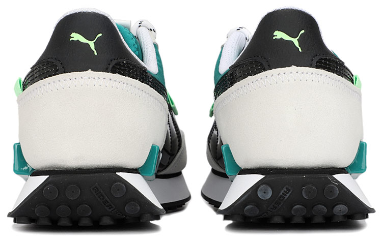 Lookbook 彪马未来骑士“夏 - 白色滑翔” 374996-03