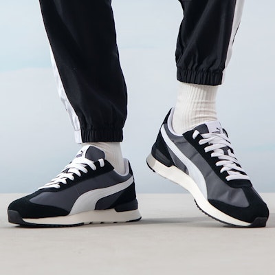 푸마 퓨처 라이더 플레이 온 '블랙 화이트' (Puma Future Rider Play On 'Black White') 399250-03 Shop 푸마 퓨처 라이더 플레이 온 '블랙 화이트' (Puma Future Rider Play On 'Black White') 399250-03