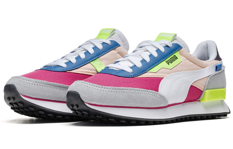 Lookbook プーマ フューチャーライダー プレイオン グレー/ピンク/ブルー 371149-70
