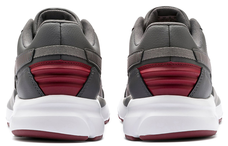 Shop PUMA Future Runner L SoftFoam 低筒 跑步鞋 男女款 深灰色