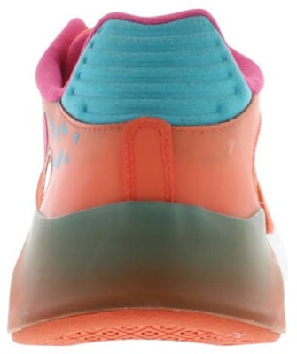 彪馬未來XT跑鞋'Tigerlily' 357138-01 Lookbook 彪馬未來XT跑鞋'Tigerlily' 357138-01