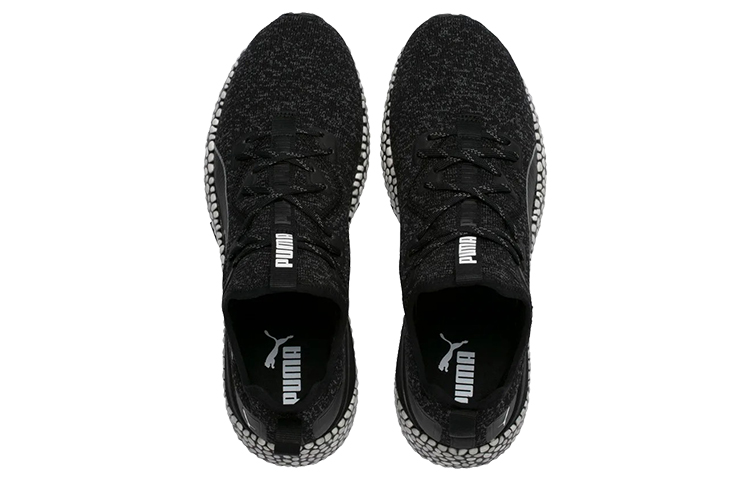 Lookbook Puma Hybrid Runner Sepatu Rendah Hitam/Putih 191111-01