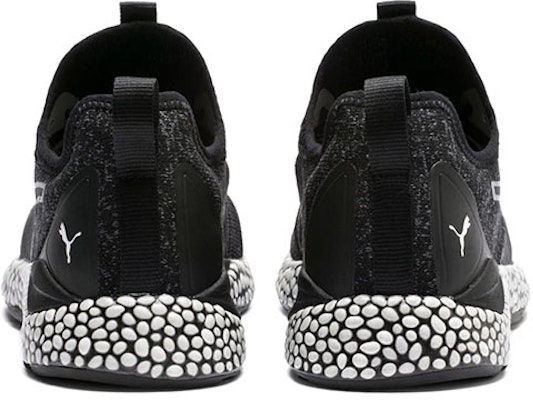 Puma Hybrid Runner Rendah Hitam/Putih 191111-01 Shop Puma Hybrid Runner Rendah Hitam/Putih 191111-01