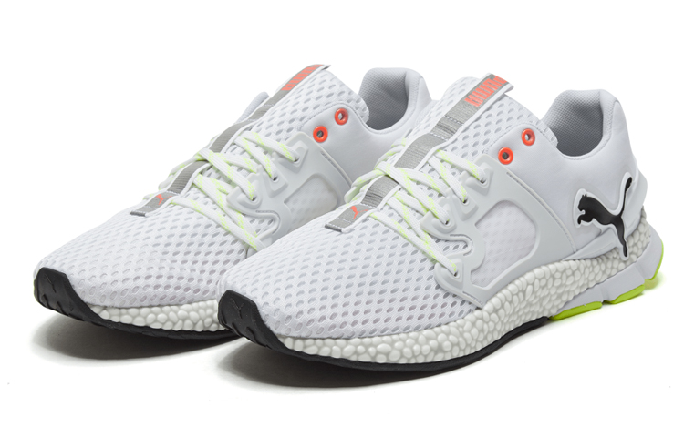 Lookbook Puma Hybrid Sky 'Putih Hitam Nrgy Merah' 192575-04