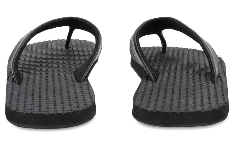 Shop Puma IDP Slip-On ''Shiatsu Nero Argento'' 372582-03