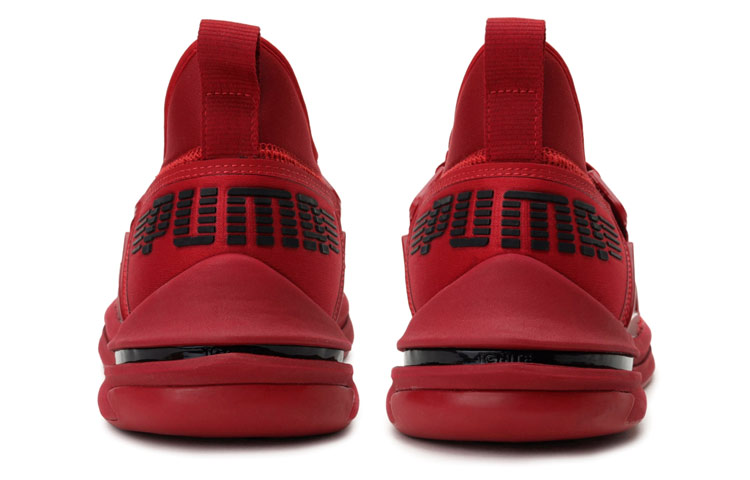 Lookbook Sepatu Lari Puma Ignite Limitless SR Merah 190482-02