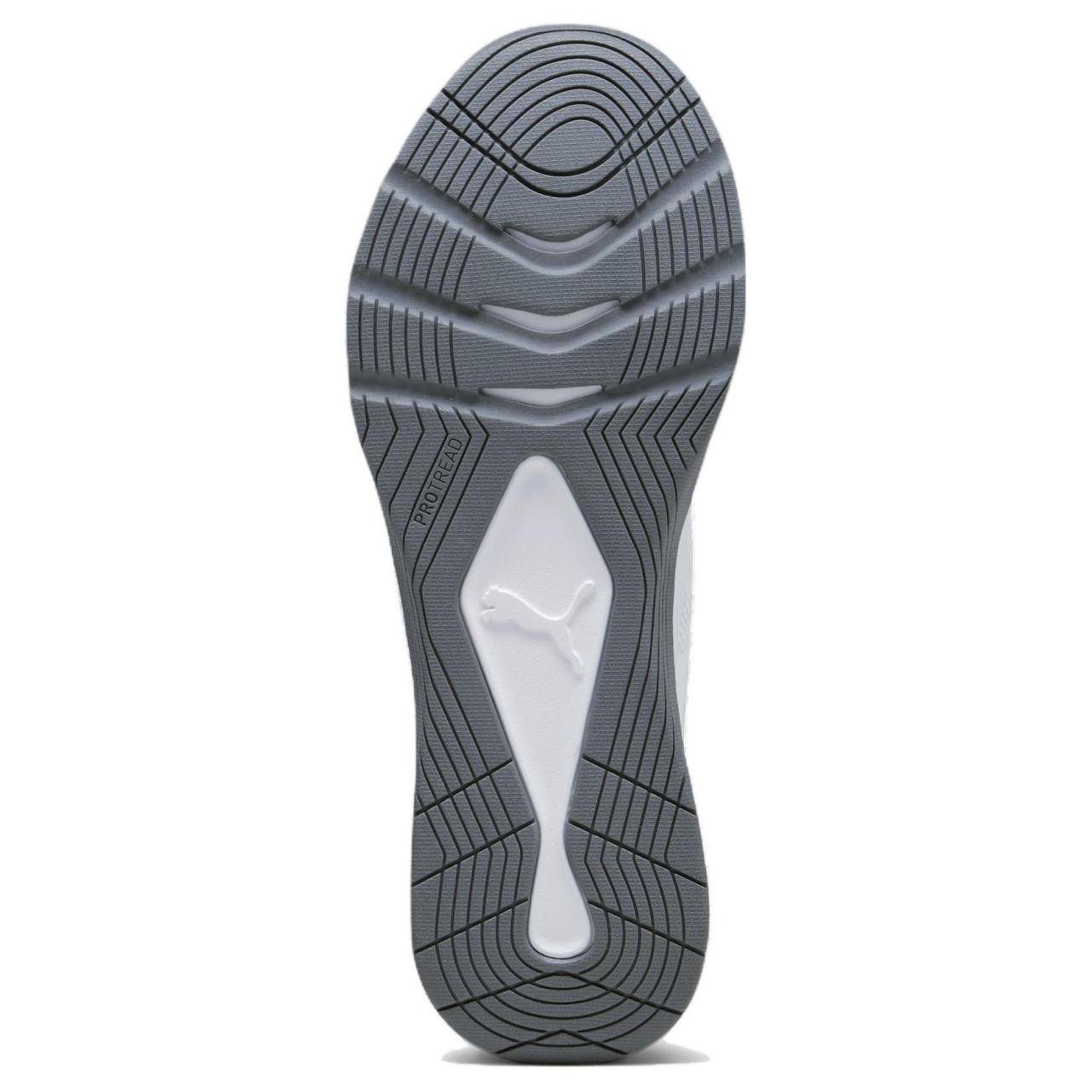 Shop PUMA Infusion 減震耐磨 低筒 跑步鞋 男女同款 白黑灰