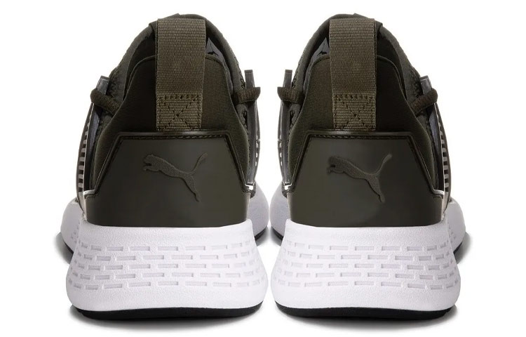 Shop Puma Insurge Eng Mesh ''Vert Baskets Basses Running'' 367534-05