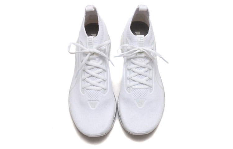 Shop PUMA Jamming 編織 中幫 跑步鞋 男女同款 白色