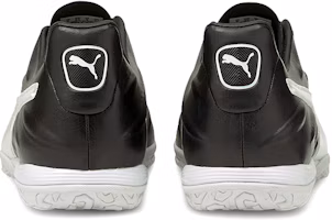 Shop Puma King Pro 21 IT 足球鞋 黑色
