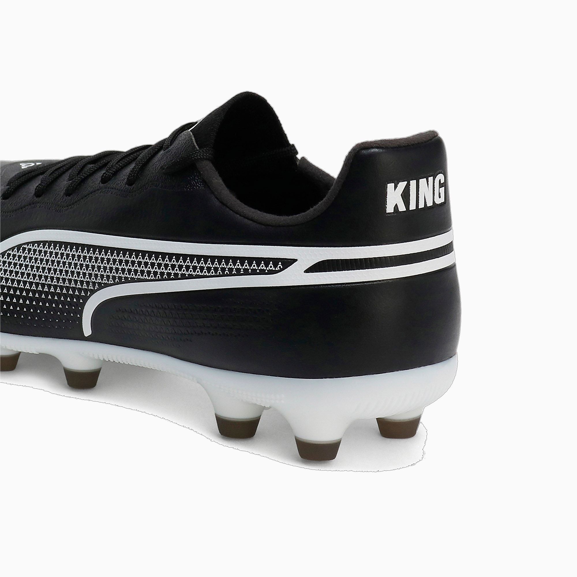Purchase Puma King Pro HG 足球釘鞋 107567-01