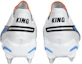 Shop プーマ キング アルティメット SG 白/青 107098-01