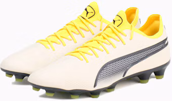 Shop Puma King Ultimate HG/AG 足球鞋 107564-04