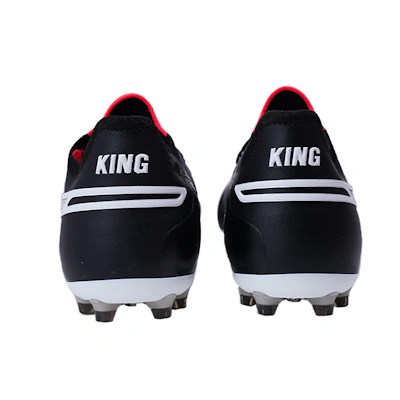 Puma King Ultimate MG FG AG 'Black'