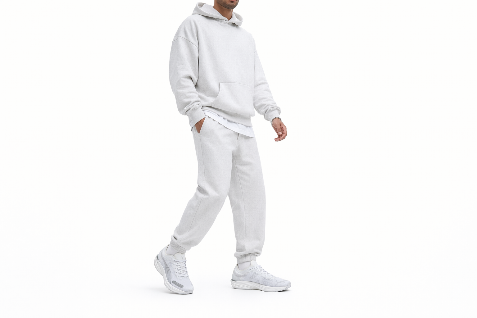 Order Puma Liberate Nitro 2 ''Weiß Silber'' 377315-03