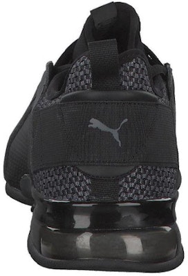 PUMA 低底 耐磨防滑 男款跑步鞋 黑色 Shop PUMA 低底 耐磨防滑 男款跑步鞋 黑色