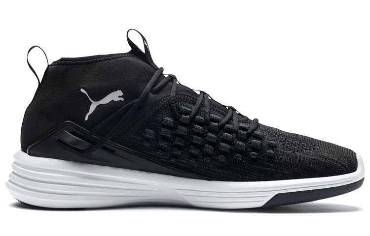 Order 彪马Mantra '黑白' 192487-01