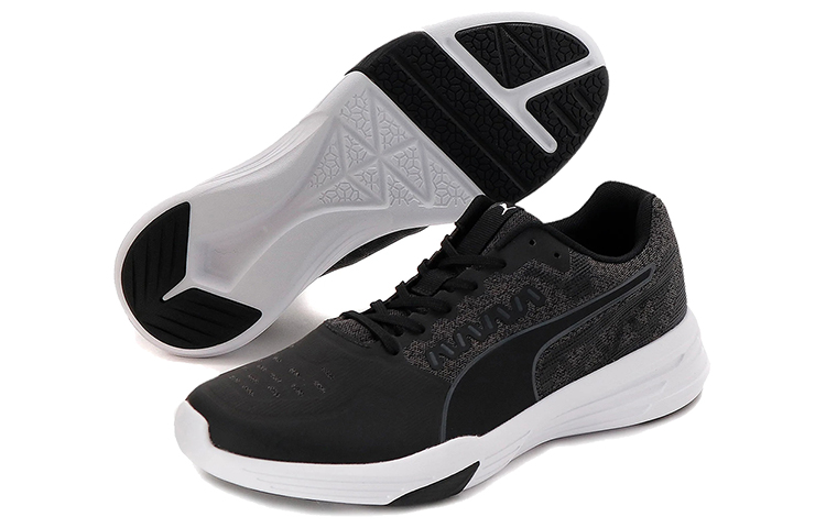 Lookbook 彪马 Mantra 黑白色低帮训练鞋 194002-01