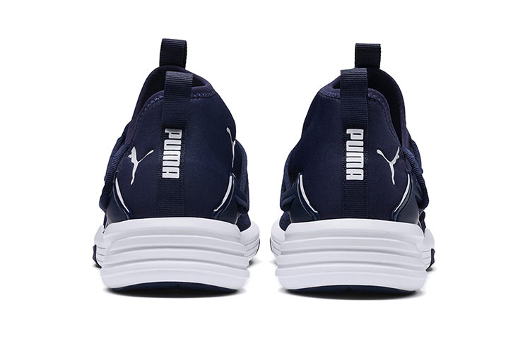 Shop 彪马 Mantra 蓝色/白色 低帮球鞋 192487-03