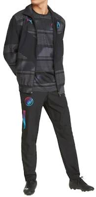 Puma MCFC 復古黑色幾何圖案徽標印花賽前運動外套 765180-03 Shop Puma MCFC 復古黑色幾何圖案徽標印花賽前運動外套 765180-03