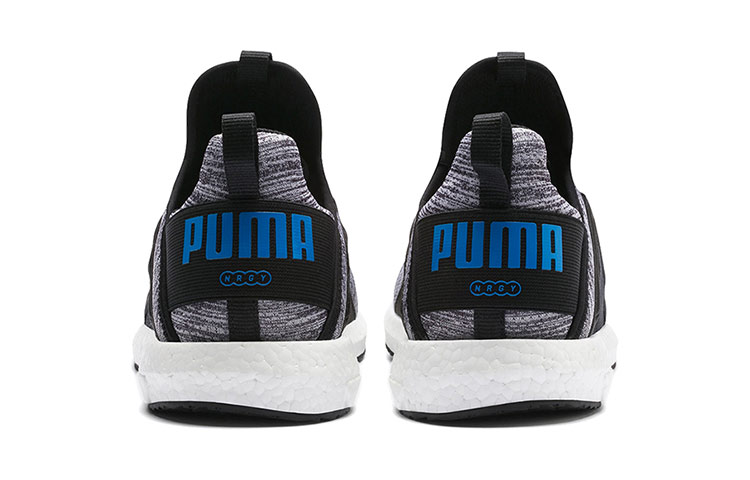 Shop Puma Mega Energy Heather Knit Sepatu Lari Rendah Abu/Hitam/Putih 191095-07