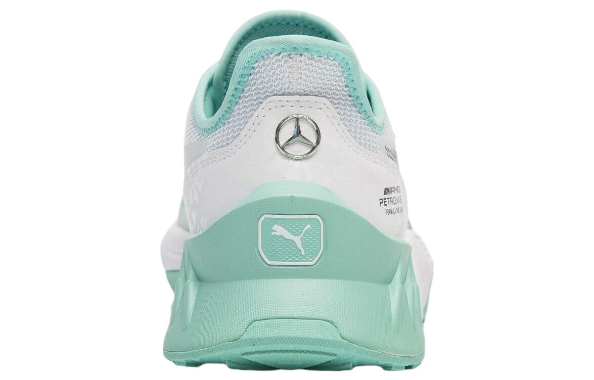 Shop Puma 梅赛德斯 AMG 宾士 赛车运动低帮鞋 '白绿' 307468-01