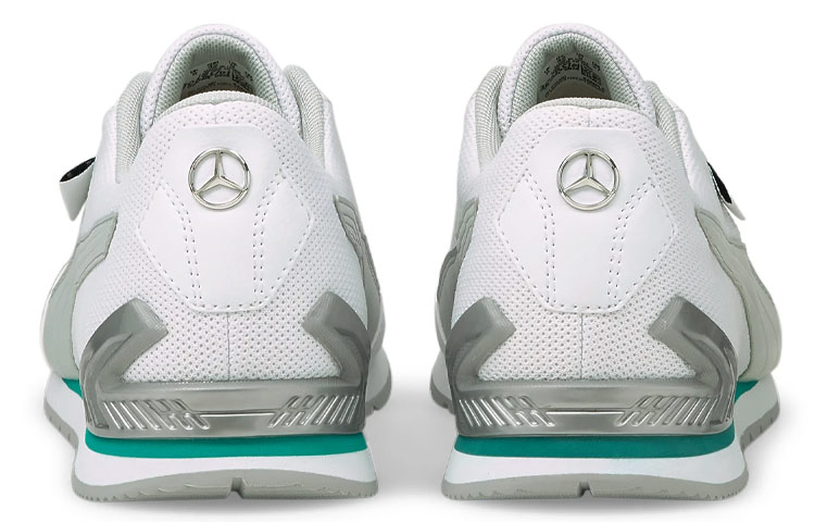 Shop Puma Mercedes F1 ''Bianco Grigio Argento'' 306851-01
