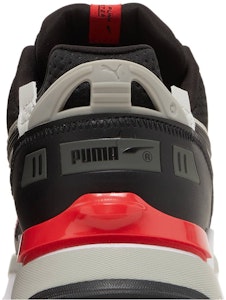 彪马幻影运动科技'黑色高风险红' 383107-03 Sizing 彪马幻影运动科技'黑色高风险红' 383107-03