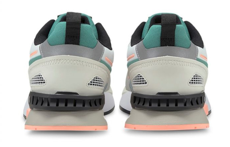 Lookbook Puma Mirage Tech 'Grey Black' 381118-09