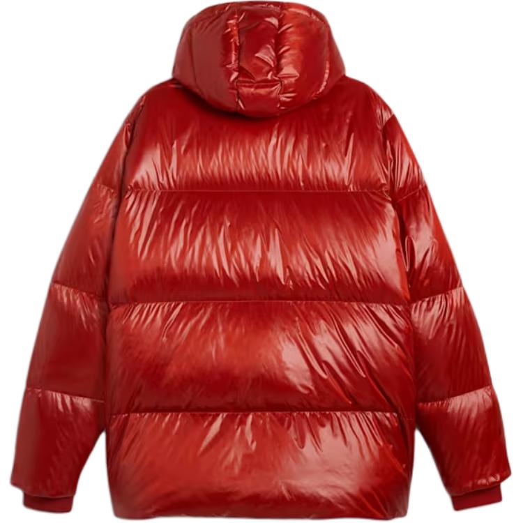 Lookbook PUMA MMQ FW24  Relaxed Fit Mars Red Waterproof Down Jacket with Hood. 626710-63