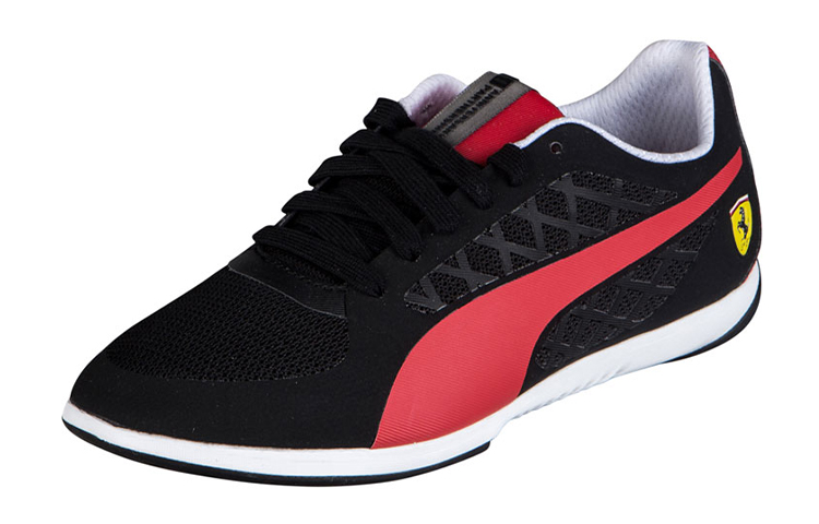 Lookbook Puma Motorsport Hitam Merah Sepatu Low Top 'Hitam Merah' 305503-01
