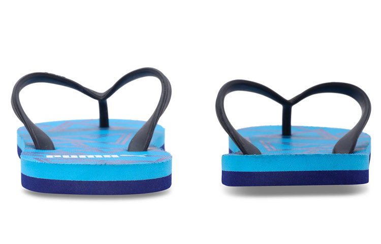 Lookbook Puma Sandal Biru Neon 371009-01