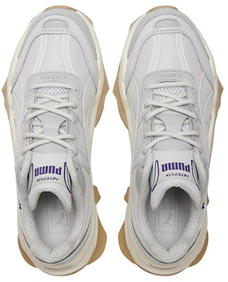PUMA Nitefox Mmq 輕便 低筒 運動休閒鞋 男女同款 灰色 Shop PUMA Nitefox Mmq 輕便 低筒 運動休閒鞋 男女同款 灰色