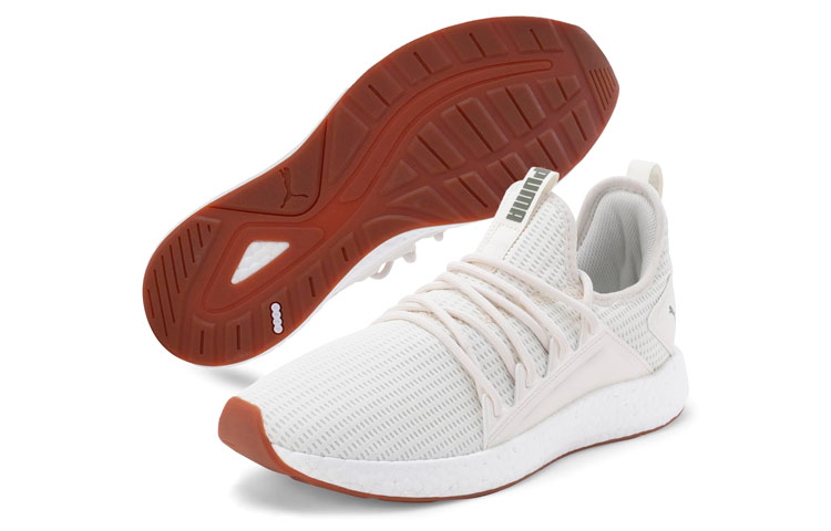 Lookbook プーマ Nrgy ネコ「ホワイト ロートップ ランナー」192358-03 192358-03