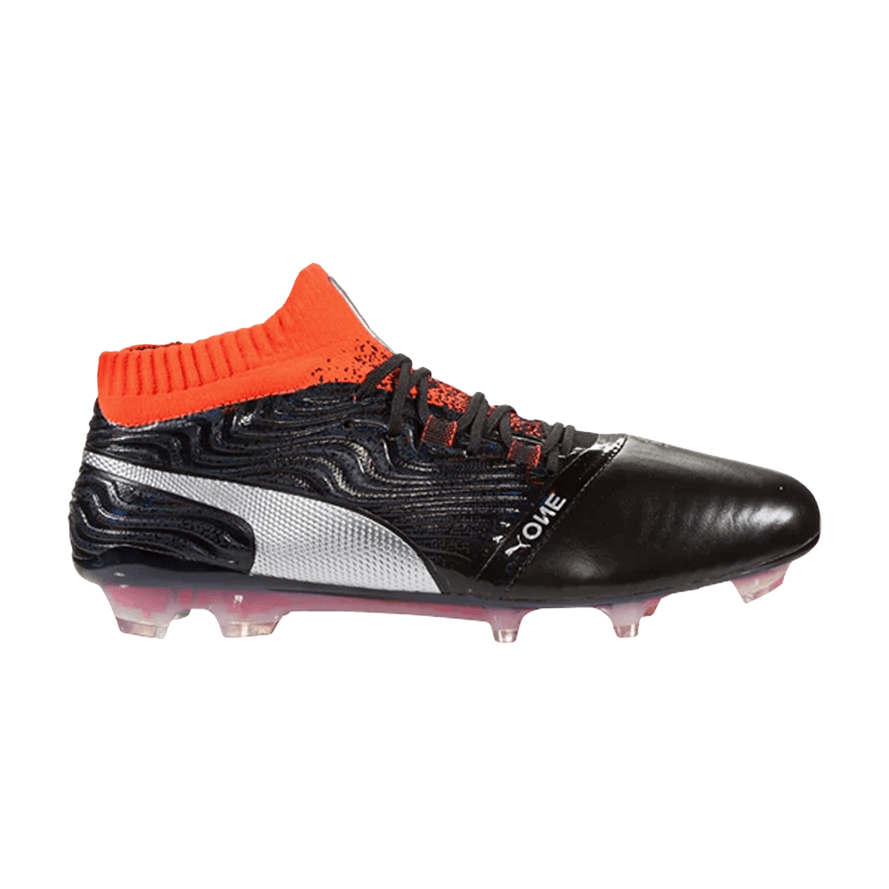 Buy プーマ ワン 18.1 FG ブラックレッド 104527-01