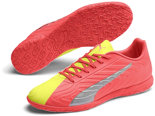 Puma One 20.4 OSG IT Amarillo/Naranja zapatillas indoor. 105969-01 Lookbook Puma One 20.4 OSG IT Amarillo/Naranja zapatillas indoor. 105969-01