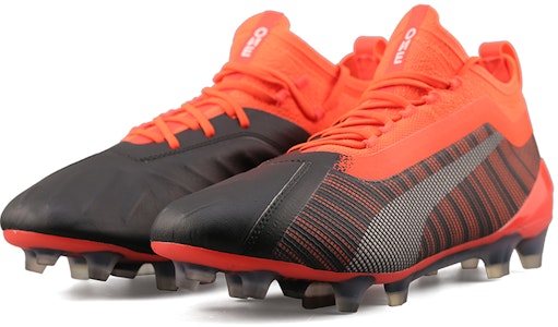 Puma One 5.1 FGAG 'Hitam Energi Merah' 105578-01 Lookbook Puma One 5.1 FGAG 'Hitam Energi Merah' 105578-01