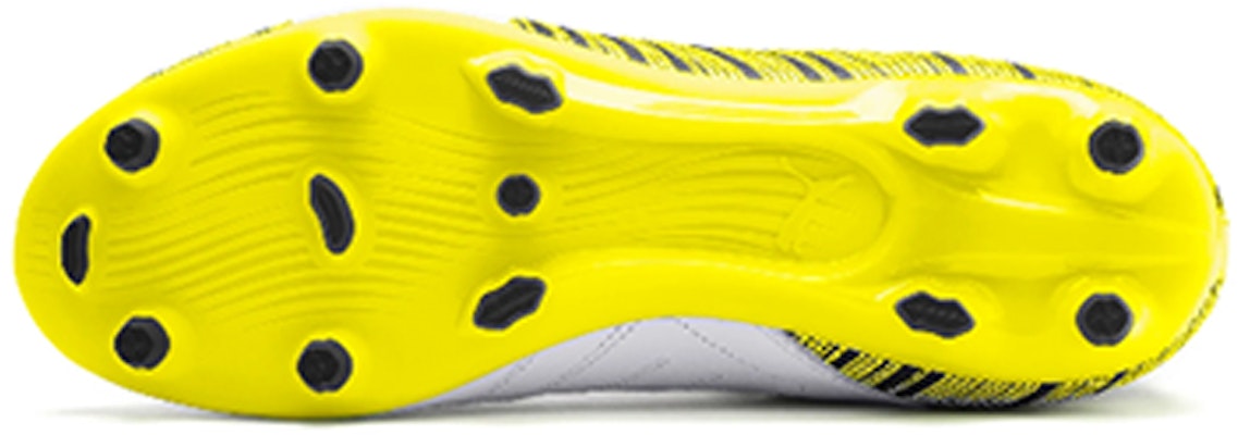 "Puma One 5.3 FG / Negro" 105604-03 Details for "Puma One 5.3 FG / Negro" 105604-03