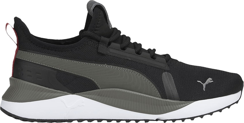 Puma hot sale pacer white